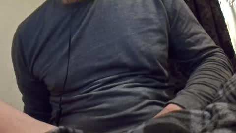 Snapshot of leonar0101 chatting on 02/02/25, 05:15 leonar0101 online show from 02/02/25, 05:15