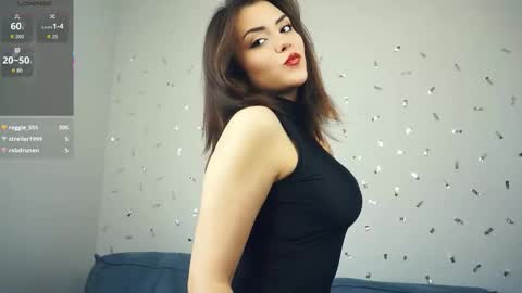 Mia online show from 09/29/25, 09:36