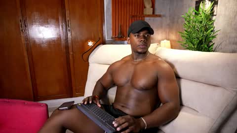 Leandro jones online show from 10/15/25, 01:11