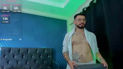 Snapshot of leondevereda_ chatting on 01/17/25, 03:23 Len online show from 01/17/25, 03:23