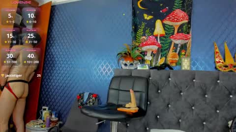 Snapshot of leondevereda_ chatting on 03/03/25, 01:20 Len online show from 03/03/25, 01:20