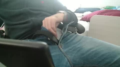 angel e sonia online show from 10/31/25, 09:10