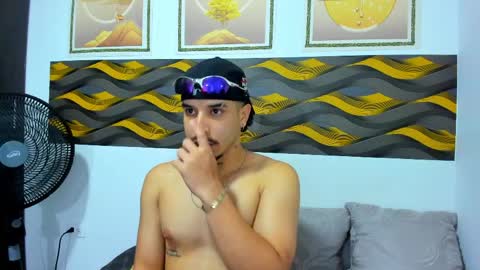 Leon online show from 04/08/26, 07:58