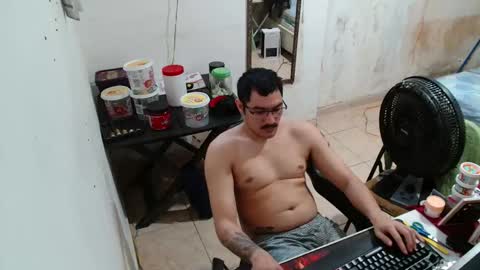 leonino231 online show from 12/14/25, 04:01