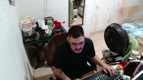 leonino231 online show from 12/20/25, 02:51