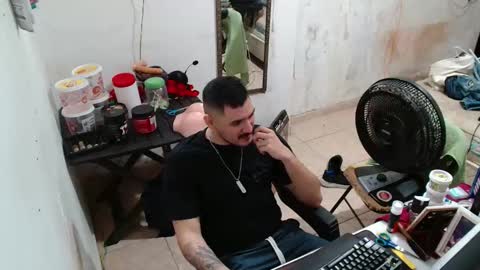 leonino231 online show from 12/21/25, 04:58