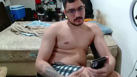 Snapshot of leonino231 chatting on 02/27/26, 02:06 leonino231 online show from 02/27/26, 02:06