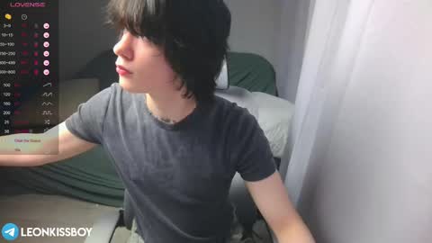 leonkissboy online show from 03/16/26, 10:08