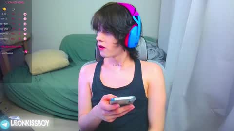 leonkissboy online show from 04/04/26, 02:47