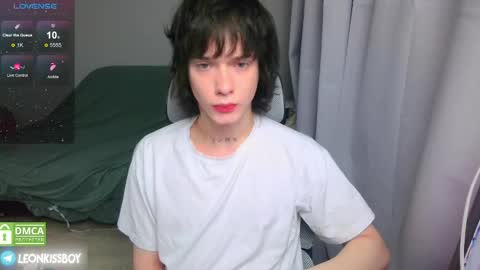 leonkissboy online show from 04/24/26, 08:11
