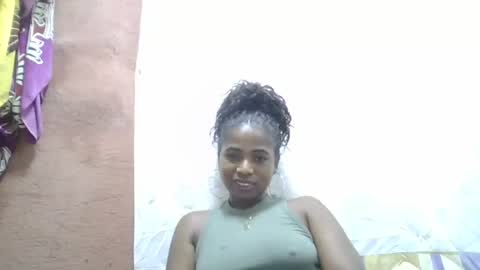 leonnetta online show from 03/25/26, 09:37