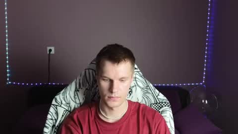 Leon online show from 12/30/24, 09:05