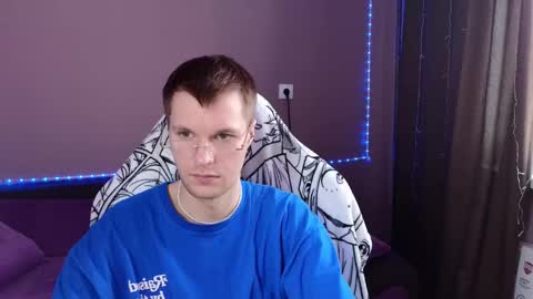 Leon online show from 01/11/25, 05:31