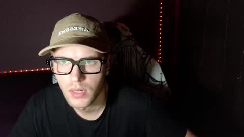 Leon online show from 01/12/25, 12:12