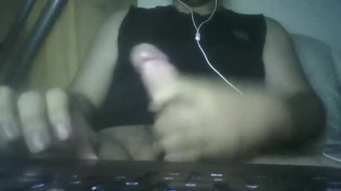 leoonel_95 online show from 11/17/25, 02:34