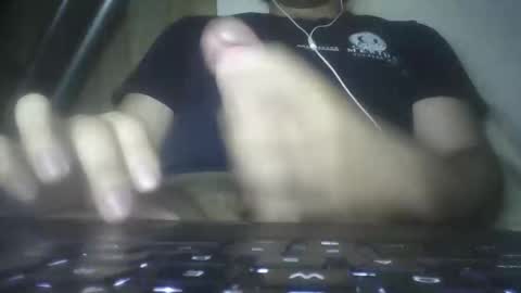 leoonel_95 online show from 02/25/26, 05:06