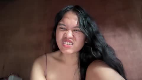 Snapshot of leora_luna chatting on 01/10/26, 04:14 Jenn online show from 01/10/26, 04:14