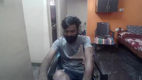 Leo online show from 12/24/24, 09:06