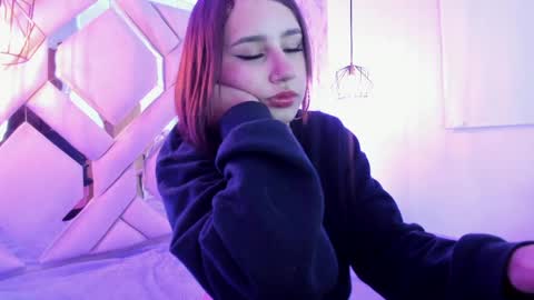 Snapshot of leri_rose_ chatting on 05/13/26, 11:29 online show from 05/13/26, 11:29