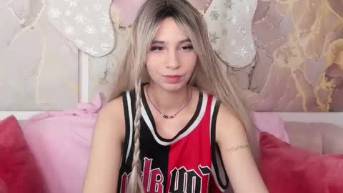 Eveline online show from 01/07/26, 01:19