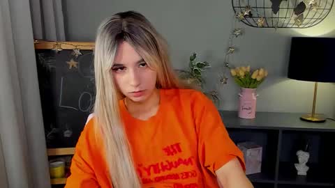 Eveline online show from 02/05/26, 01:32