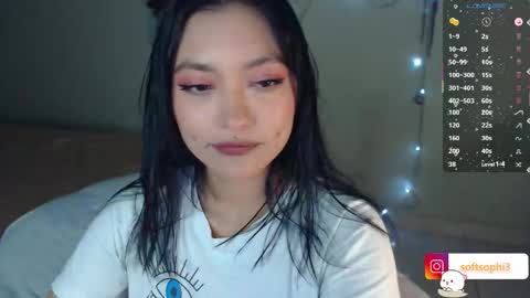 Snapshot of leslie__anderson chatting on 02/19/26, 12:17 Leslie online show from 02/19/26, 12:17