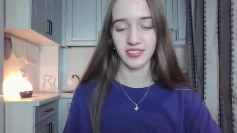 Snapshot of leslie_my_lovee chatting on 10/03/25, 09:12 LESLIE online show from 10/03/25, 09:12