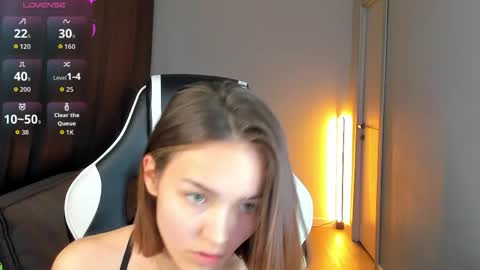 Leslie online show from 05/25/26, 01:00