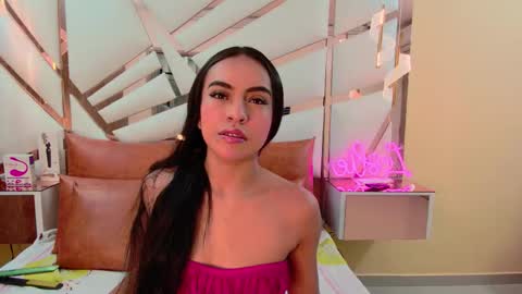 LeslieBush online show from 12/17/25, 12:11