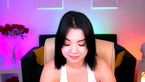 Snapshot of leslierowe chatting on 09/29/25, 05:18 LeslieRowe online show from 09/29/25, 05:18