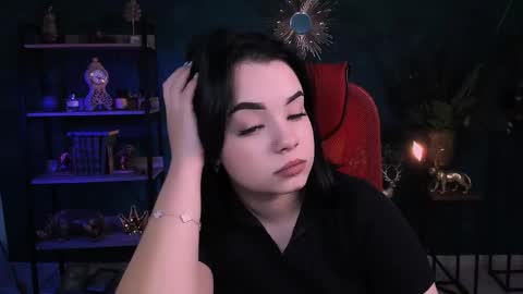 Snapshot of leslierowe chatting on 10/10/25, 05:45 LeslieRowe online show from 10/10/25, 05:45