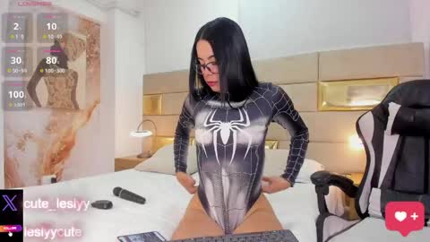 lesly_cutee online show from 05/15/26, 12:56