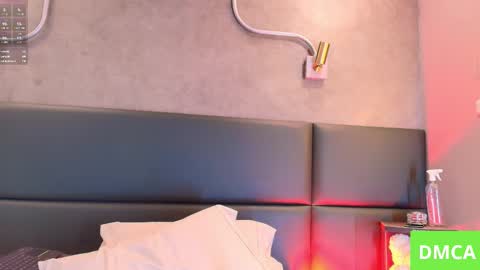 Lesly online show from 03/12/25, 01:51