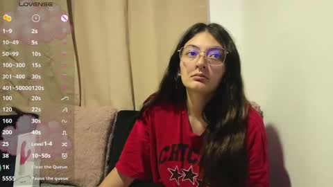 lessliee online show from 05/08/26, 07:25