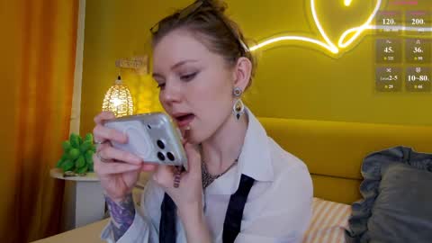 Lessy online show from 04/10/26, 03:12