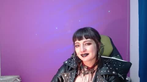 lestatdlion online show from 12/21/24, 01:58