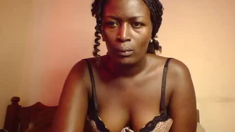 Letecia557422 online show from 02/04/25, 11:49