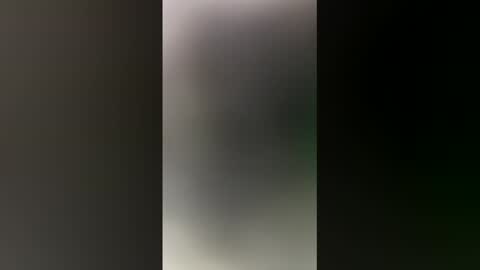 leticiabruselas online show from 04/01/26, 01:41