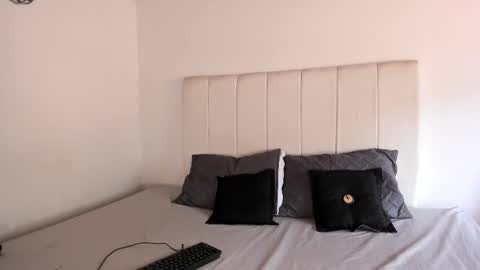 Snapshot of leticiaroldan chatting on 09/14/25, 09:03 Leticia online show from 09/14/25, 09:03