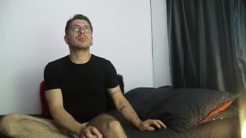 Torres online show from 04/19/26, 04:34