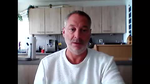 Snapshot of letshavefun2gether68 chatting on 09/28/25, 10:09 letshavefun2gether68 online show from 09/28/25, 10:09