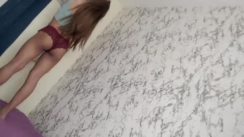 Snapshot of letsplaybaby_ chatting on 02/09/25, 09:16 gene online show from 02/09/25, 09:16