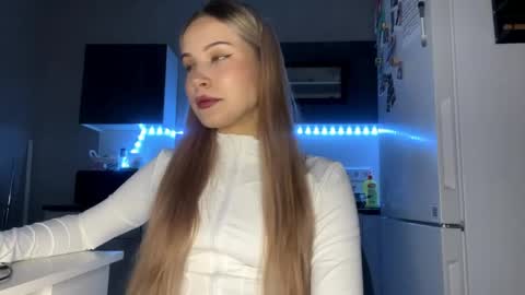 Kate online show from 04/27/26, 03:21