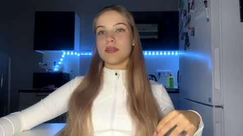 Kate online show from 04/28/26, 03:28