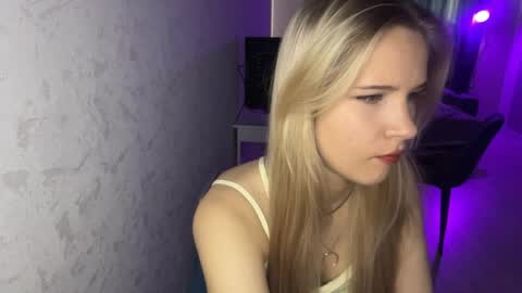 Kate online show from 05/22/26, 01:17