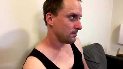 lilithgaze online show from 10/21/25, 09:10