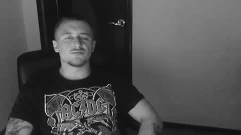 lev1ngston online show from 01/13/25, 11:27