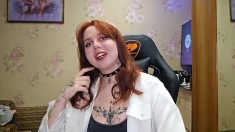 Snapshot of leventress chatting on 04/03/26, 04:05 leventress online show from 04/03/26, 04:05