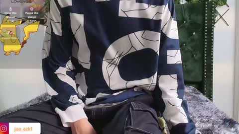 Levi  online show from 01/25/25, 01:52