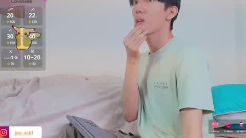 Levi  online show from 02/25/25, 02:33